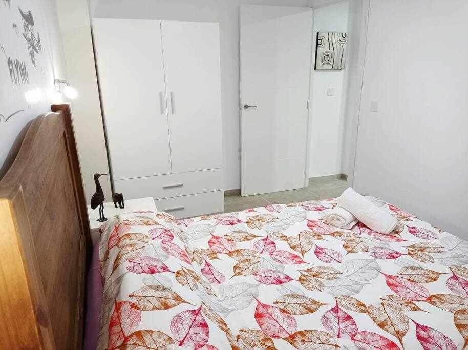 Apartamentos Full Equipped Elx Esterno foto